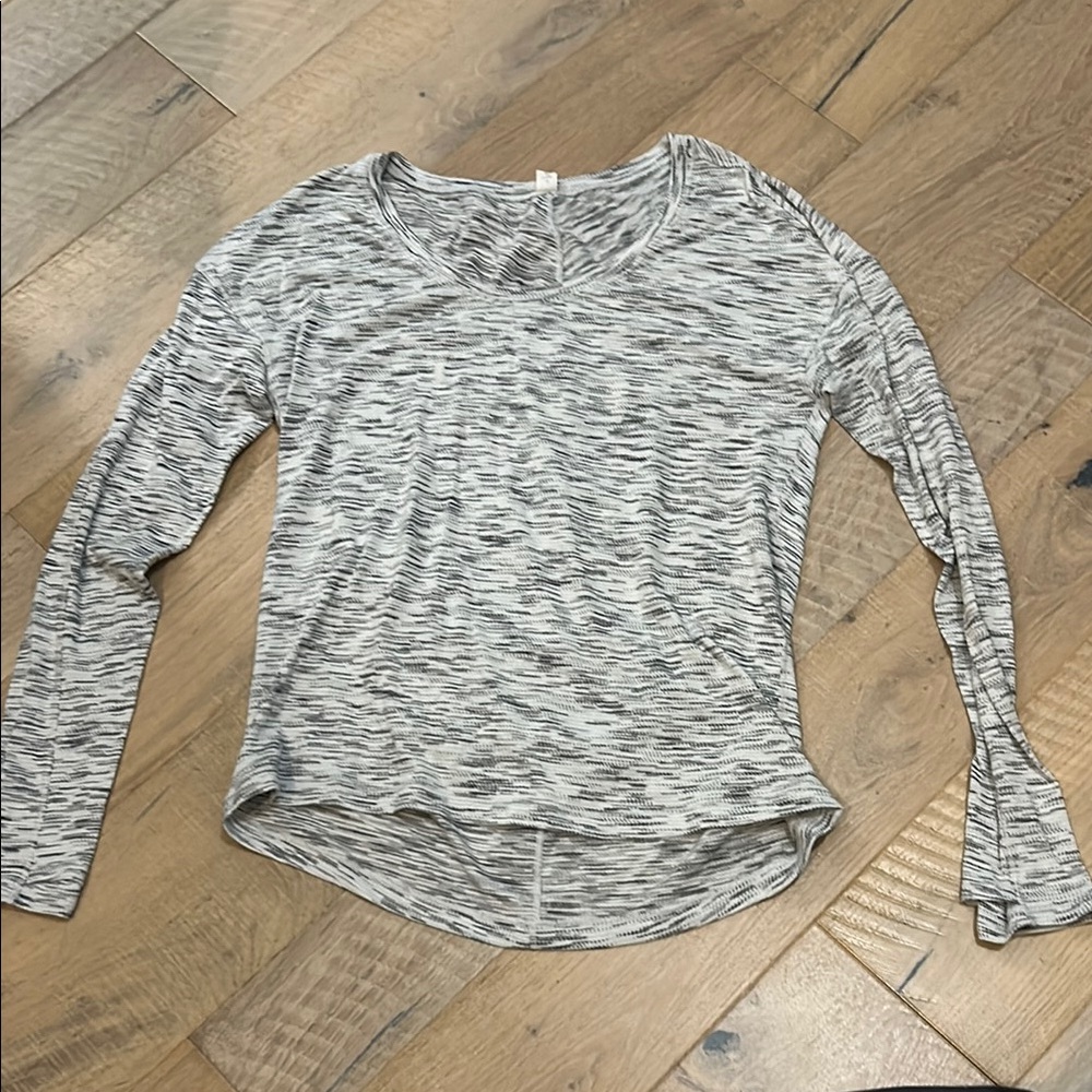 Lululemon Long Sleeve Scoop Neck Stretch Top